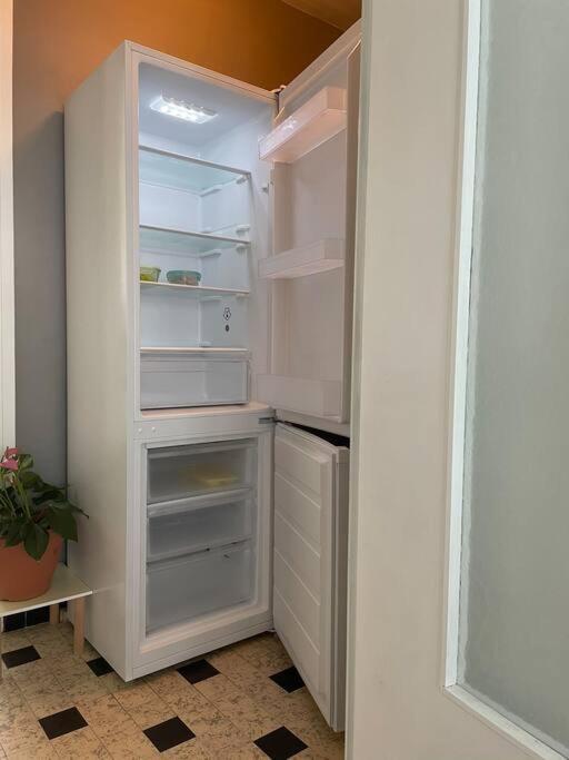 Appartement A 150M Du Lac- Plage De L'Imperial アヌシー エクステリア 写真